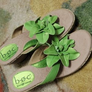 Size 7 BOC wedges in spring green Last Chance Sale